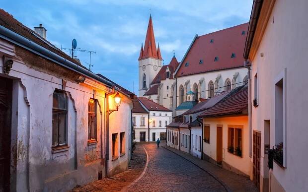 Jižní Morava: Pobyt ve Znojmě v Hotelu Bax *** s vínem, polopenzí, vstupem na památky a balíčkem slev - 24travel.cz