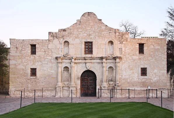 File:Alamo-0705.jpg