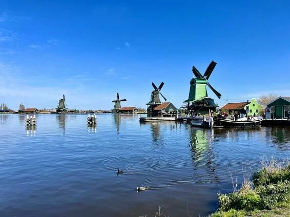 Windmills in Zaanse Schans (Photo: Jorge Oliver)