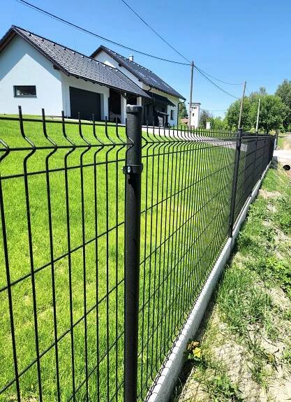 Panel Lario 122 cm ANTRACIT drát 4.8mm | E-pletivo.cz – ploty Vamberk