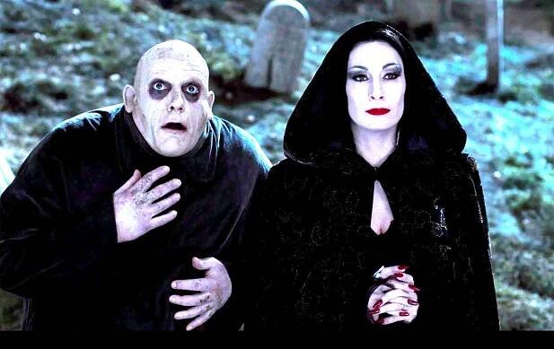 Morticia z Addams family šokovala fanoušky. Tichý boj s rakovinou!