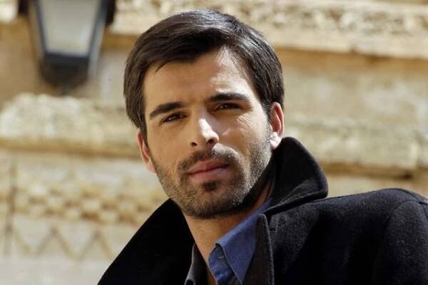 Mehmet Akif Alakurt 2025 Schwarz Haar & Alternative Haarstil.
