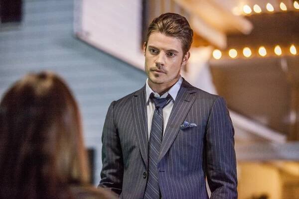 Dallas - Trust Me - Z filmu - Josh Henderson