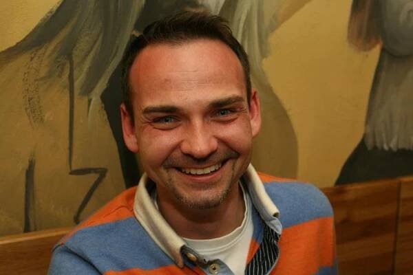 ZÁKULISNÍK: Jak vypadá dabér Martyho z Madagaskaru, který komentuje i SuperStar? | TV Nova