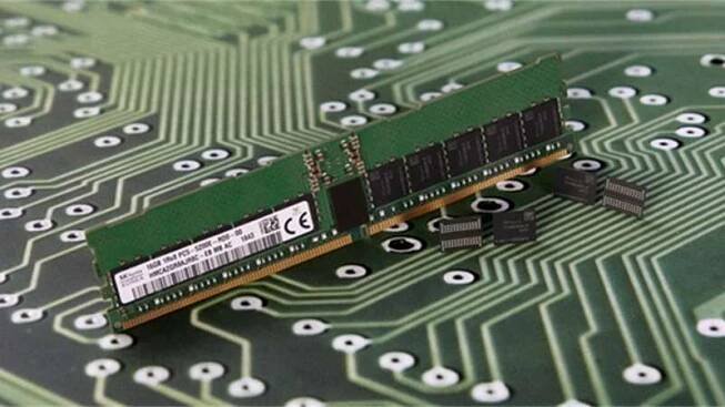 Hynix ukázal první vzorky pamětí DDR5. Do počítače je strčíte nejdříve v roce 2020 | Zdroj: Hynix.com
