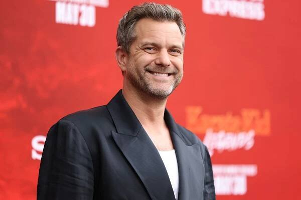 Joshua Jackson attends the "Karate Kid: Legends" Premiere