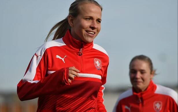 Fotbalová reprezentantka Cahynová odešla ze Slavie do Německa