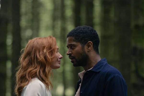 Eleanor Tomlinson and Alfred Enoch in 'The Couple Next Door' finale
