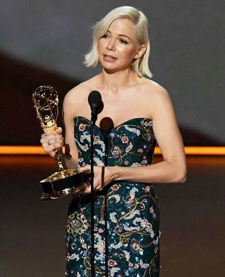 Michelle Williams Pleads for Pay Equality — 'Especially Women of Color' — in Her 2019 Emmy Win