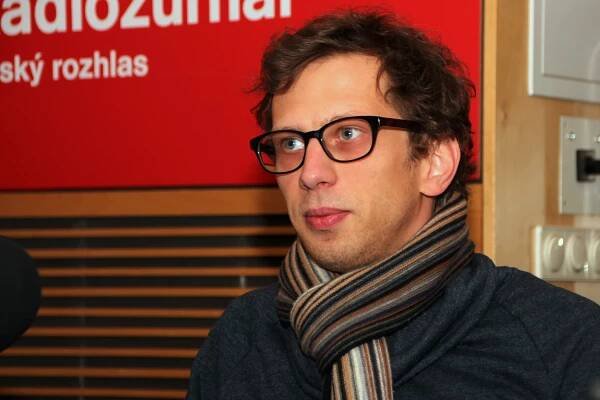 Herec Maryško si za vtip s Lidicemi odpracuje 180 hodin prospěšných prací a zaplatí 25 tisíc