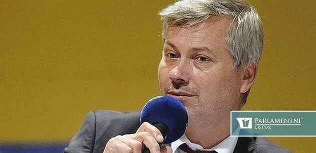 Primátor Ostravy, který dal svou stranu k soudu, chce zůstat ve funkci