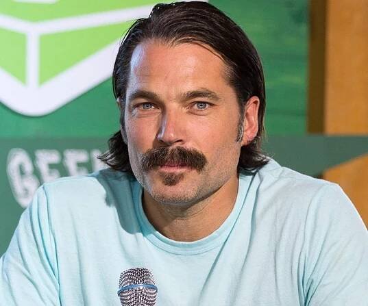Tim Rozon Biography - Facts, Childhood, Family Life & Achievements