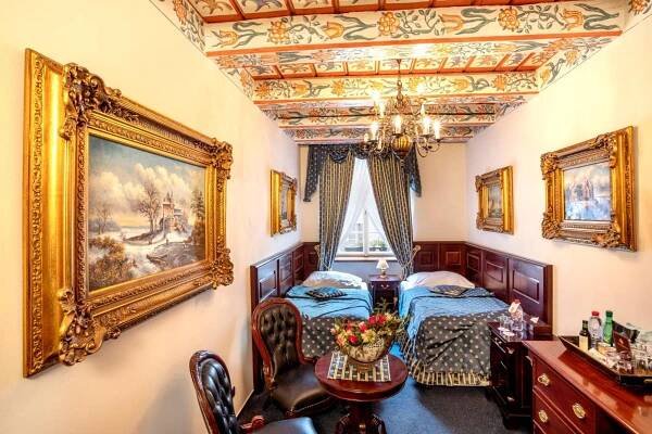 Hotel U Zlatého Stromu, Praha | Hotel.cz
