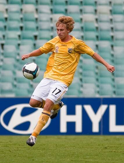 Matthew Lewis (Fußballspieler)