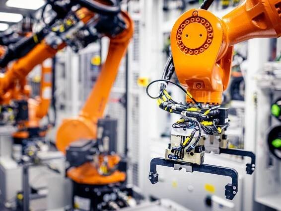 Průmysl 4.0 Česku utíká. Robotizace firmy nezajímá, spoléhají na dostatek pracovníků