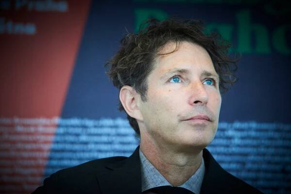 Stefan Ahnhem: Snažím sa svojimi knihami posúvať hranice čitateľov