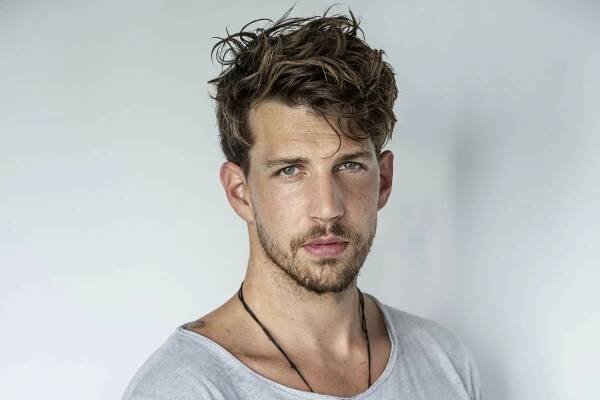 Herec z Dunaja Peter Pecha: Som Záhorák, po slovensky som nikdy nevedel