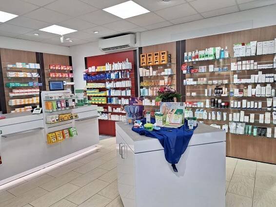 Kaisen-Apotheke Innenansicht