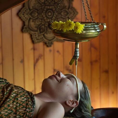 Shirodhara Ksheeradhara Milk, Ayurveda, Wellness, Yoga Retreats, Phuket Thailand, Mangosteen Ayurveda & Wellness Resort, Number 1 Ayurveda Resort In Thailand, Rawai, Phuket.