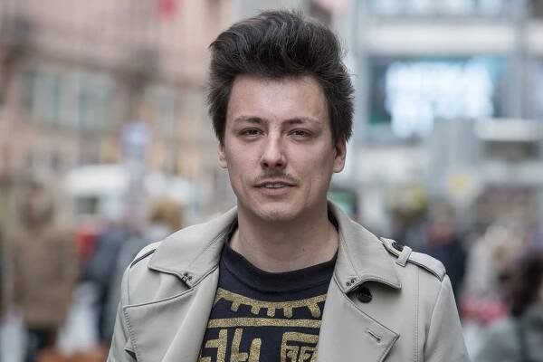 Tajné služby mají být loajální těm u moci, je to běžná praxe, řekl Matěj Stropnický
