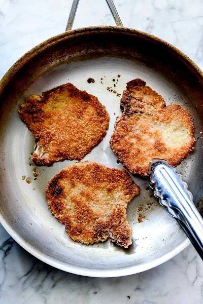 Easy German Schnitzel | foodiecrush.com #schnitzel #german #pork #porkchops 