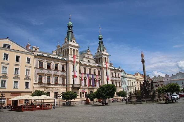 Pardubicím melou opravené automatické mlýny do krásy a umění | KACHNA SE KOCHÁ