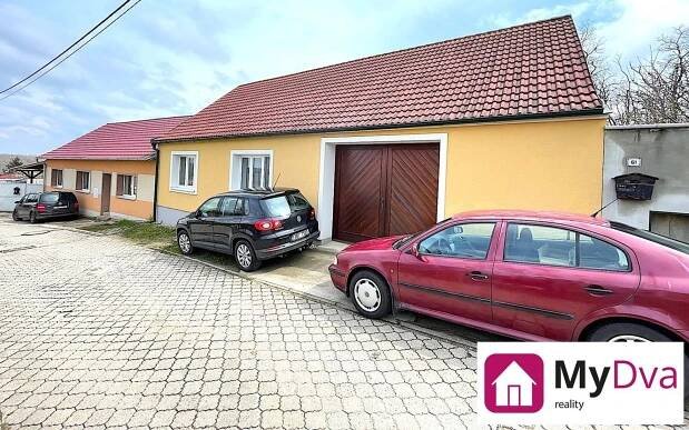 Rodinné domy, Božice, 100 m²