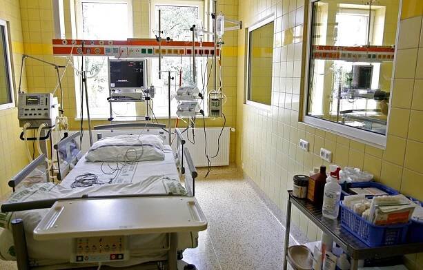 OBRAZEM: Pacienty na Vinohradech zachrání umělé srdce