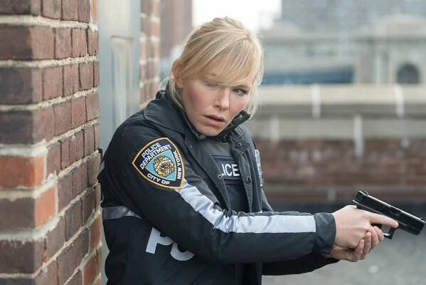 Kelli Giddish - Actress