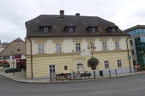 Muzeum a Pojizerská galerie Semily, p. o. foto 1