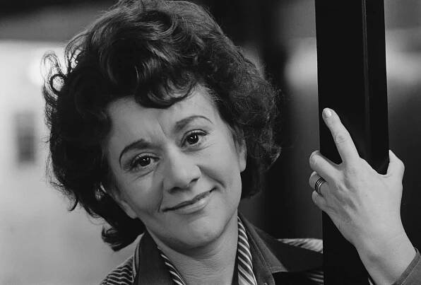 Joan Plowright Dead: Acting Legend and Laurence Olivier's Widow Was 95