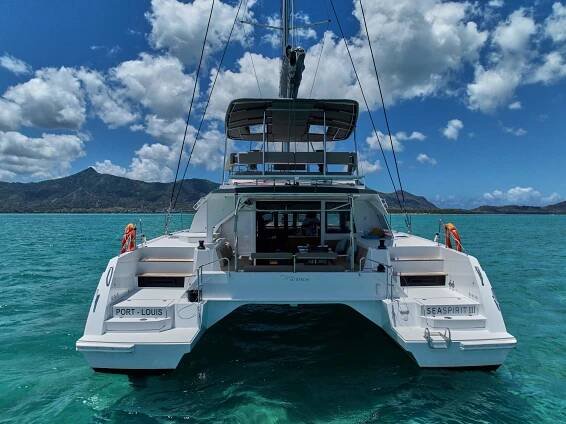 Katamarán Nautitech 46 Fly - Sea Spirit III (s posádkou) - Victoria Charter CZE 