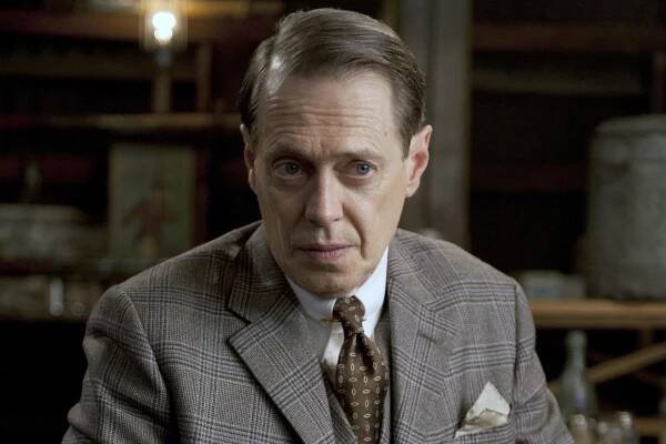 Steve Buscemi v seriálu Impérium - Mafie v Atlantic City 
