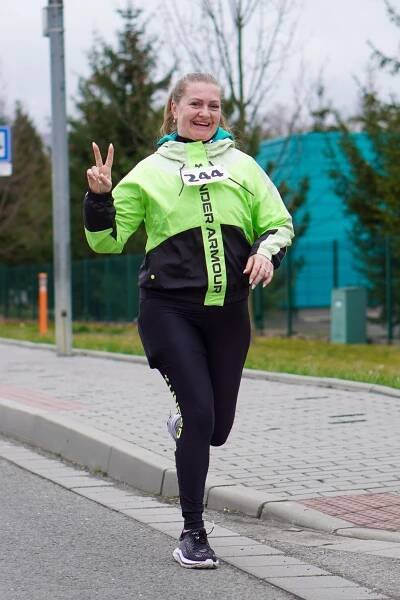 Dubnový Běh na 2 míle: Z prvenství se radovali Andrej Višněvský a Petra Hájková
