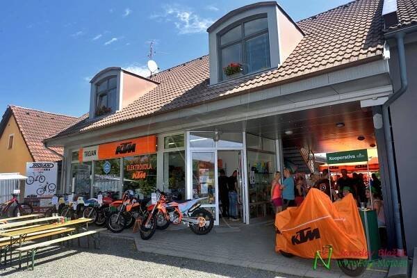 KTM Trojan