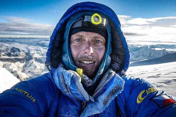 Nepál - Expedice Manáslu 8163 m, rok 2021 - Tento rok stoupal Honza Tráva Trávníček na vrchol sám - takže selfie ve výšce cca 8000 m