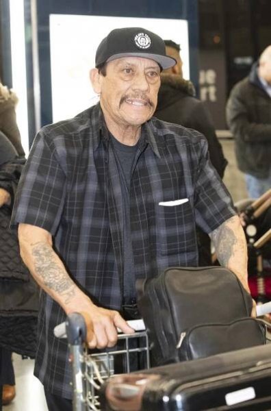 Legendární "Machete" Danny Trejo v Praze! Slavný kruťák rozdával úsměvy a podpisy