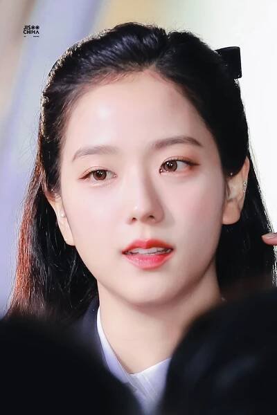 Tiểu sử ca sĩ Jisoo BlackPink - tieusu.com