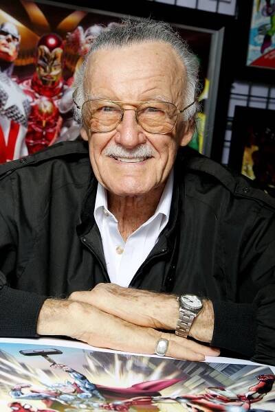 Stan Lee Is Dead at 95; Superhero of Marvel Comics