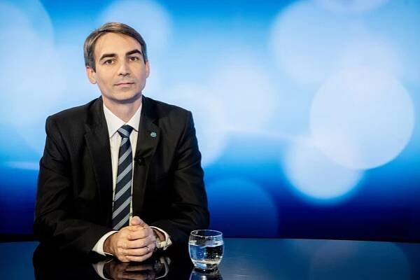Novým členem rady ČNB bude ekonom Jakub Seidler, oznámil prezident