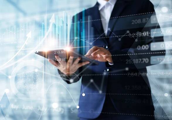 Poradenství pro PricewaterhouseCoopers při prodeji Global Mobility Tax and Immigration Services – HAVEL & PARTNERS