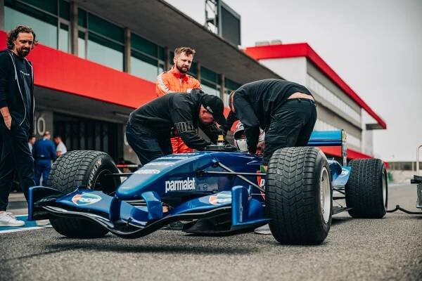 Ricard & Bonette plánuje jízdy v F1 na barcelonském okruhu
