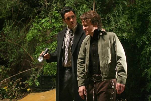 Odložené případy - Cesta - Z filmu - Danny Pino, Damon Herriman