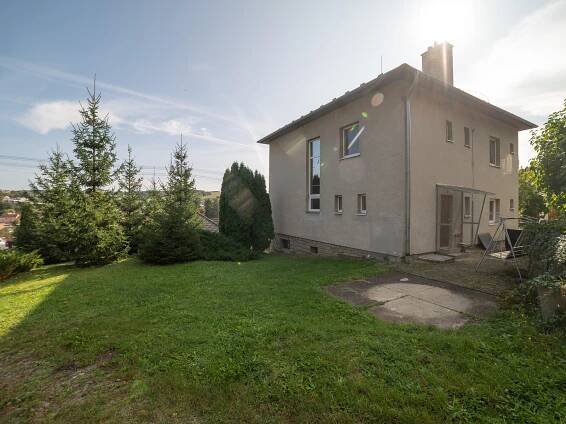 PRODÁNO - Vícegenerační dům 300 m², pozemek 439 m², Slušovice - Tomáš Konior | Zlínský makléř