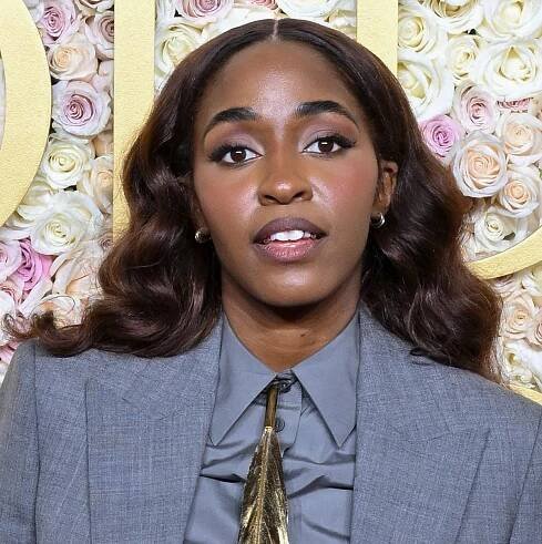 Ayo Edebiri Brings Teeth Jewellery To The 2025 Golden Globes Red Carpet