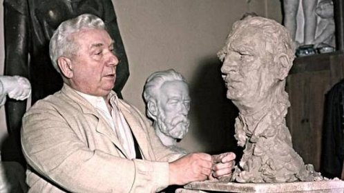 Před 125 lety senarodil sochař, jehož má Tábor stále na dosah