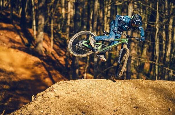 Now In Stock: High Pivot Cannondale Jekyll - C3 Bike Shop