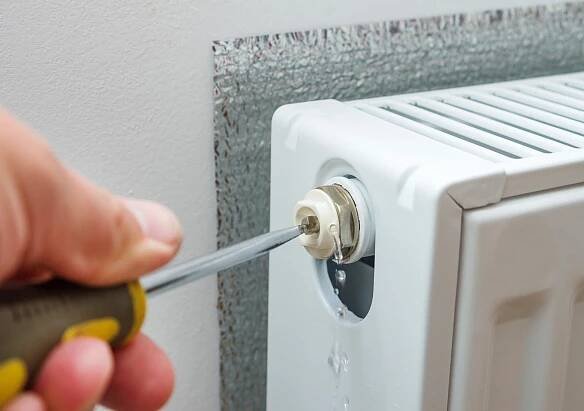 Odvzdušnenie radiátorov v byte MôjKúrenár