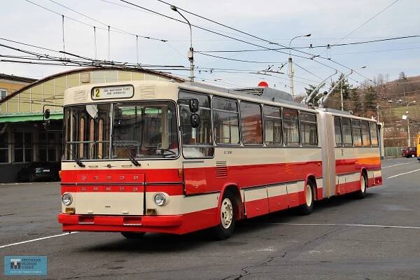 Opravený trolejbusu Škoda Sanos 200Tr – Expozicemhd.cz