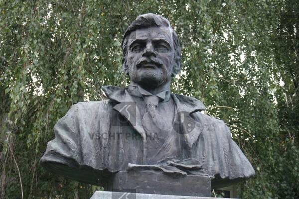 Busta Jakuba Obrovského | Sochy a města